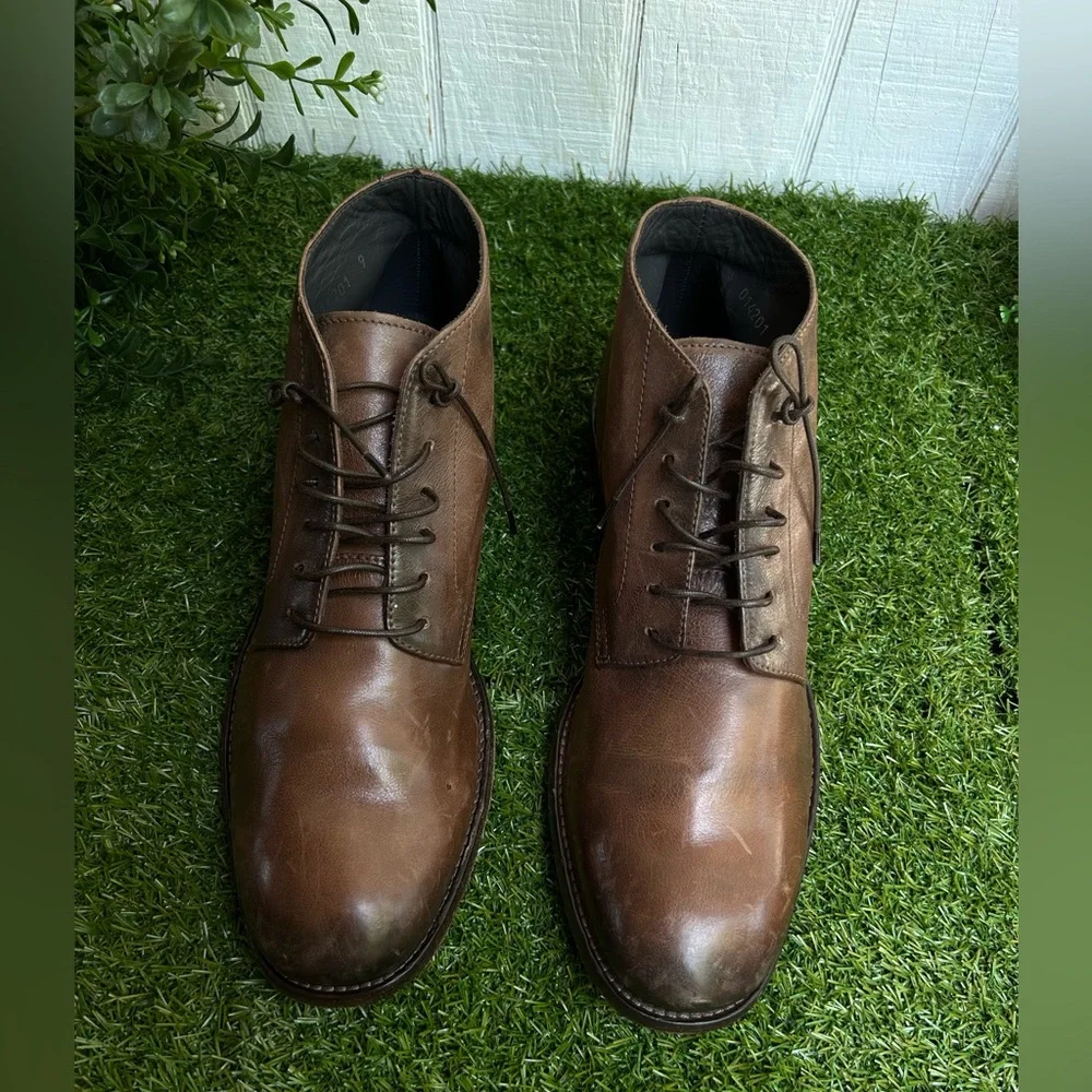 To Boot New York Brown Chukka Boots leather with Lace-Up Design men size 9 NEW